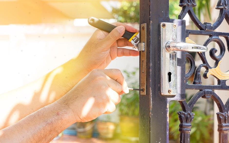 installer serrure porte Issy-les-Moulineaux